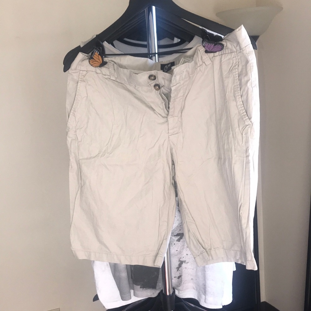 H&M Shorts- tan